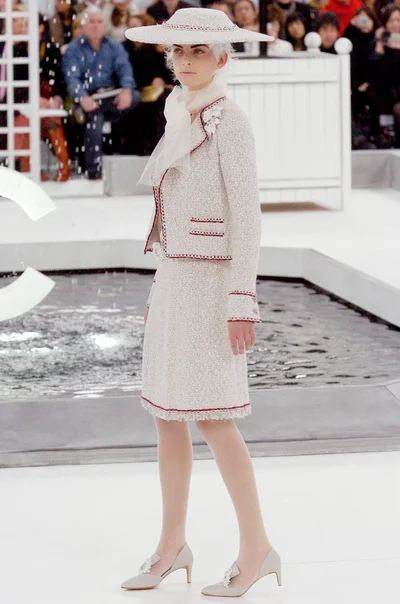 Look 2